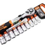 RATCHET HANDLE WITH SOCKETS