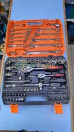 82pcs toolbox