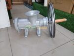 Meat mincer