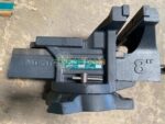 Bench vice
