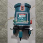 Self-leveling line laser