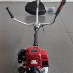 Honda Brush Cutter 4 stroke with 2 blades