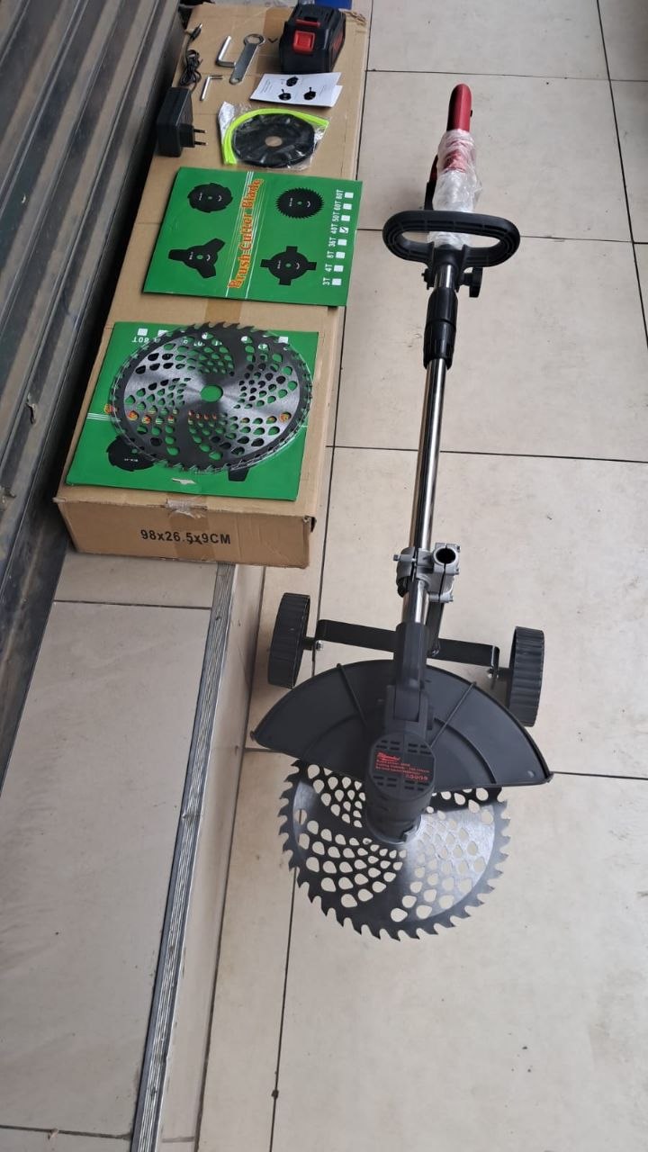 0086c7b3-d839-43ab-8a27-3c149c279770 Cordless grass cutter set - Image 1
