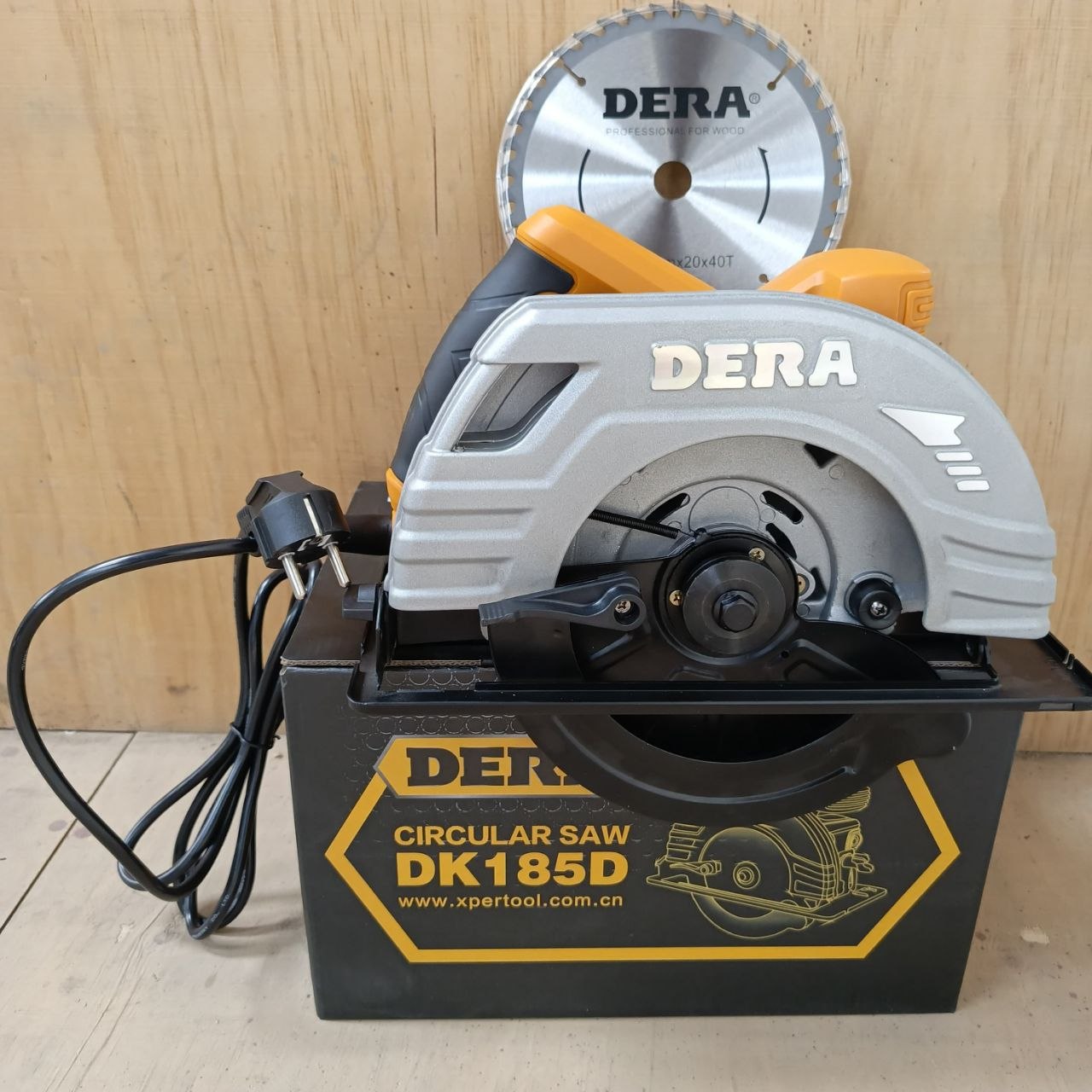 619d7ca4-8080-42e3-b300-316088bc8a15 Dera DK185D 7-inch circular saw 1380W - Image 1