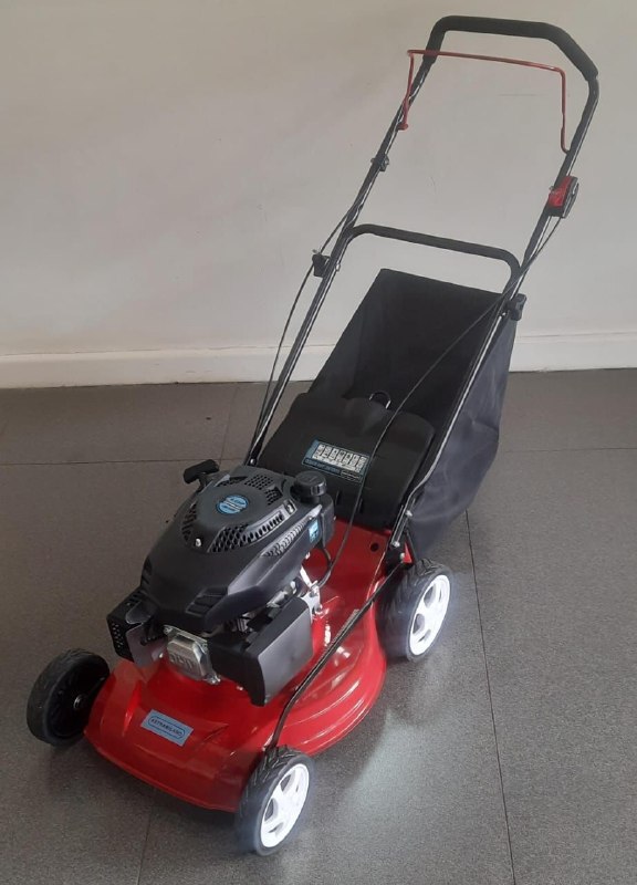 6734cacc-bda1-4d9c-b740-e262299c5d0c Astramilano Lawn Mower 18 inches 140CC 4hp HAND PUSH - Image 1