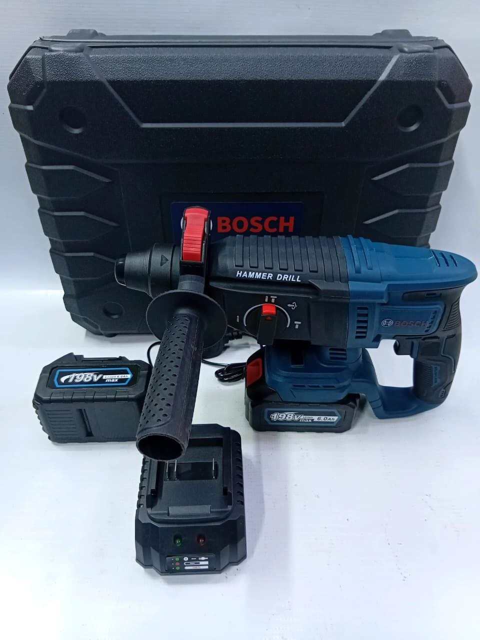 6fbe1353-bdac-40fc-b2ec-0fbb5e78612b Bosch cordless rotary hammer drill set - Image 1