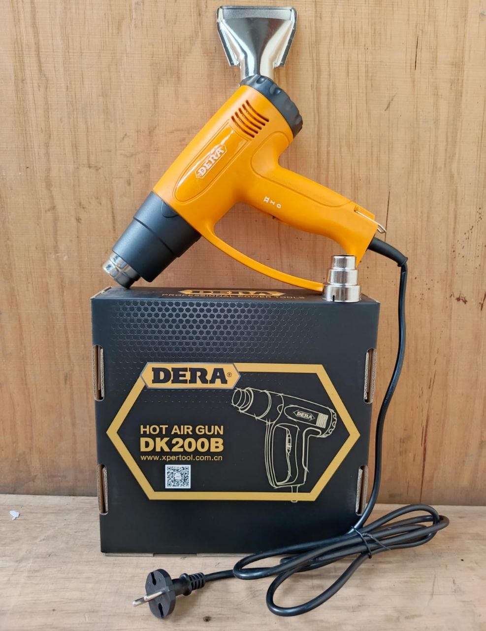 b16f1e58-d613-49f8-82a5-141e87994893 DERA DK200B industrial hot air gun 2000W - Image 1