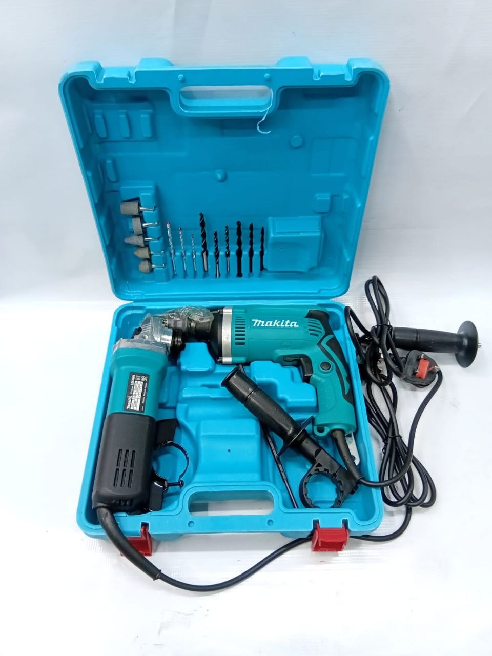 9a5410f3-48c8-43ac-b997-da57b65cfdf5 Makita corded power tool combo set - Image 1